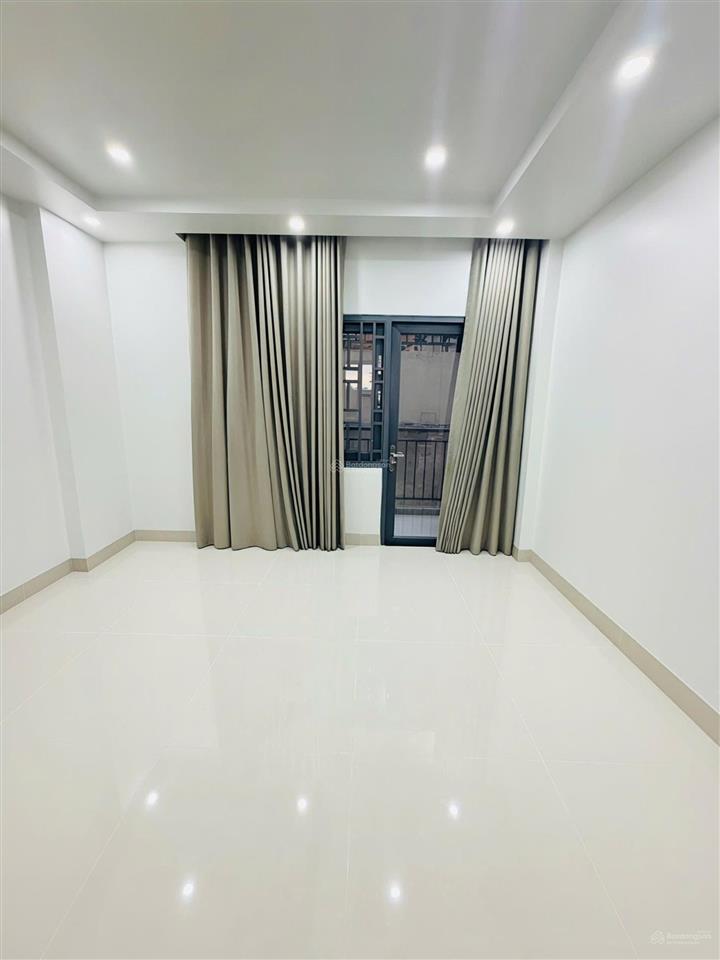 Cho thuê nhà đường xe tải sát vạn phúc city, phù hợp ở, làm văn phòng công ty, bán hàng online