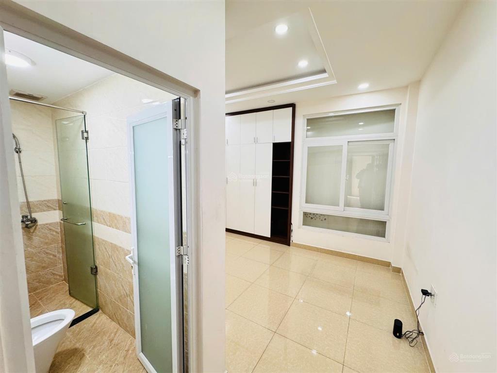 Cho thuê nhà hẻm ô tô quốc lộ 13, hiệp bình, làm văn phòng kinh doanh hoặc ở