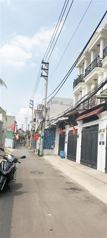 Bán đất thổ cư gần khu đô thị vạn phúc, quốc lộ 13, hẻm xe hơi, xây dựng 3 tầng, 5 tỷ 5 tl