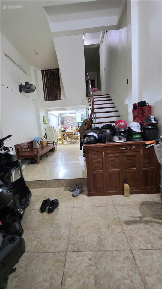 Tôi cần bán căn nhà tự xây tâm huyết phố phú đô,mỹ đình 40m2* 5 tầng, chỉ 9,5 tỷ