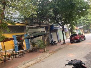 Em cần bán căn nhà phân lô, thuộc khu a34, gần goldmark city 50m2 mặt tiền 4m, ô tô tránh, chỉ 16tỷ