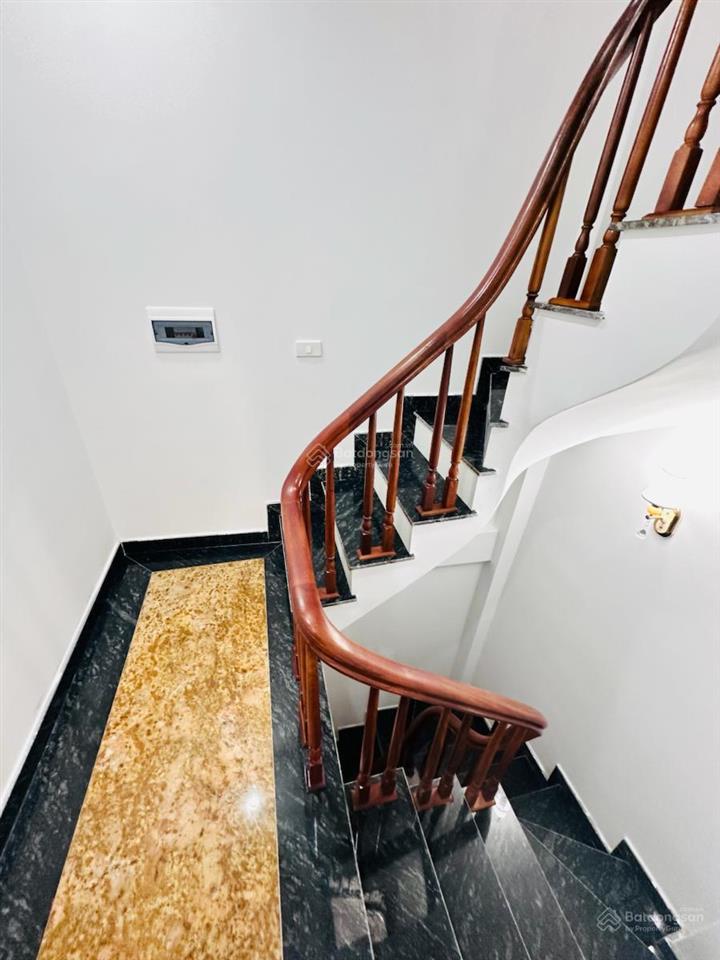 Chính chủ bán nhà mới đức diễn, bắc từ liêm,47m2*6 tầng, thang máy