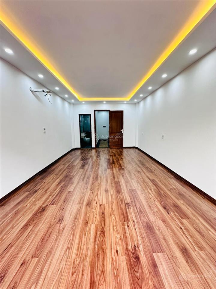 Chính chủ bán nhà mới đức diễn, bắc từ liêm,47m2*6 tầng, thang máy