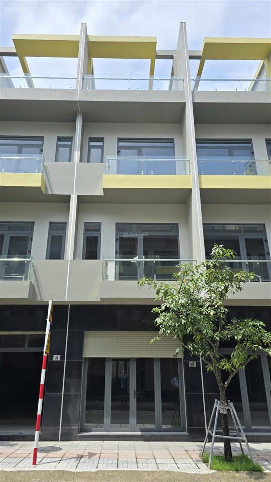 Bán nhà riêng tại thống nhất, 8,2 tỷ, 65m2, đẹp, nhiều tiện ích
