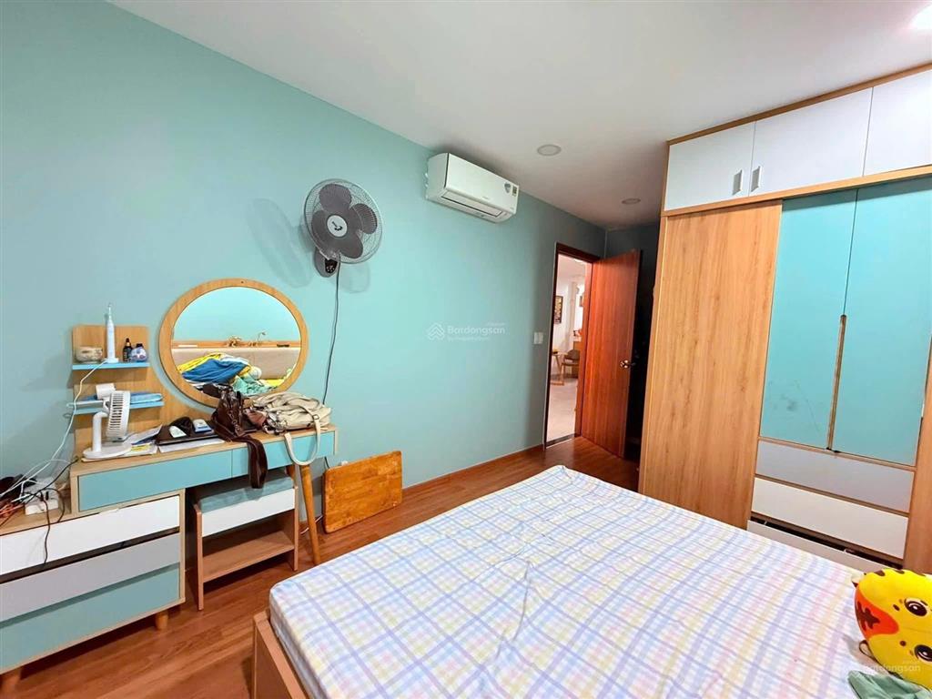 Chính chủ gửi bán căn hộ 2pn toà ch1 cityland park hills  full nội thất