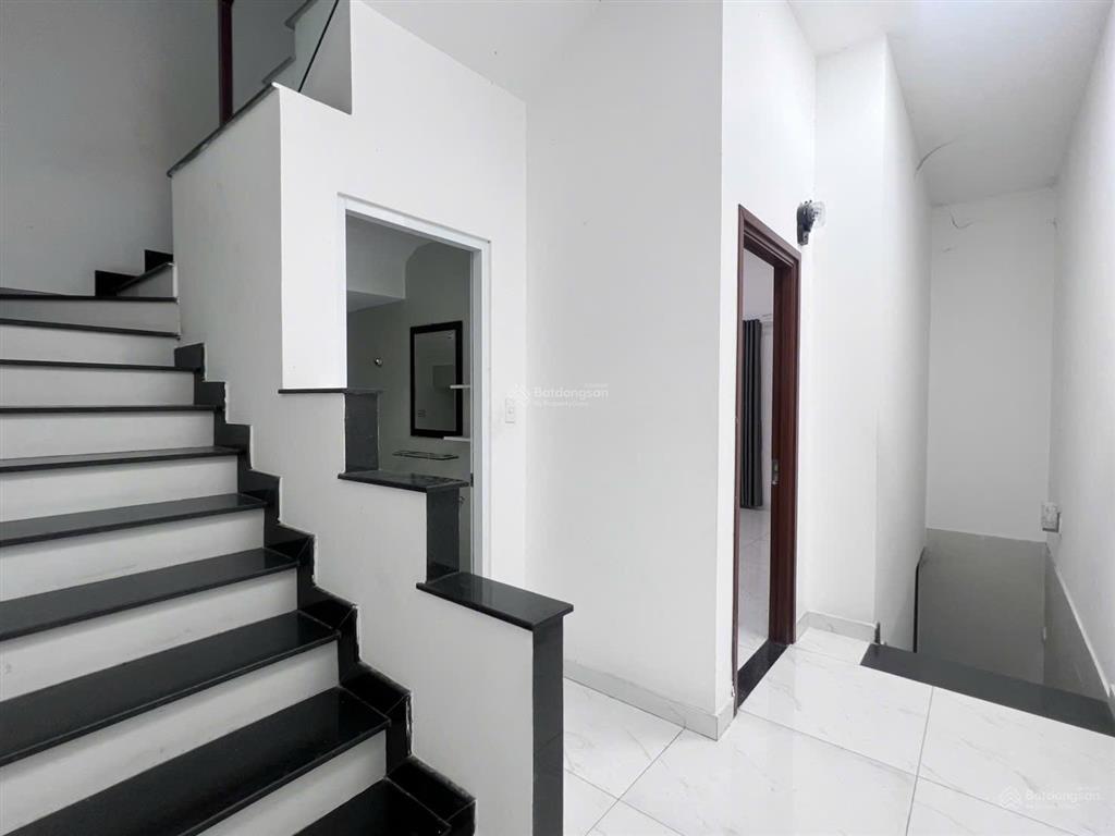 Cho thuê nguyên căn nhà phố văn phòng có ở lại được cityland park hills, gò vấp