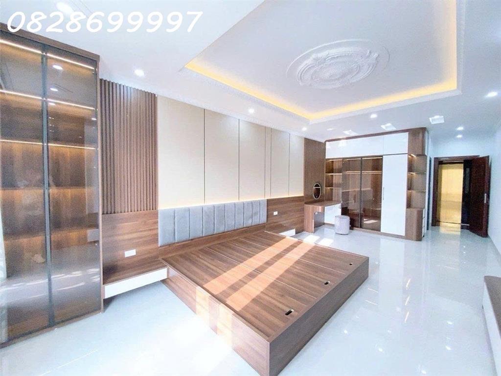 CHÍNH CHỦ GỬI BÁN NHÀ PHỐ NGUYỄN CHÍ THANH – ĐỐNG ĐA 6 TẦNG GARA Ô TÔ, KINH DOANH, 2 MẶT
