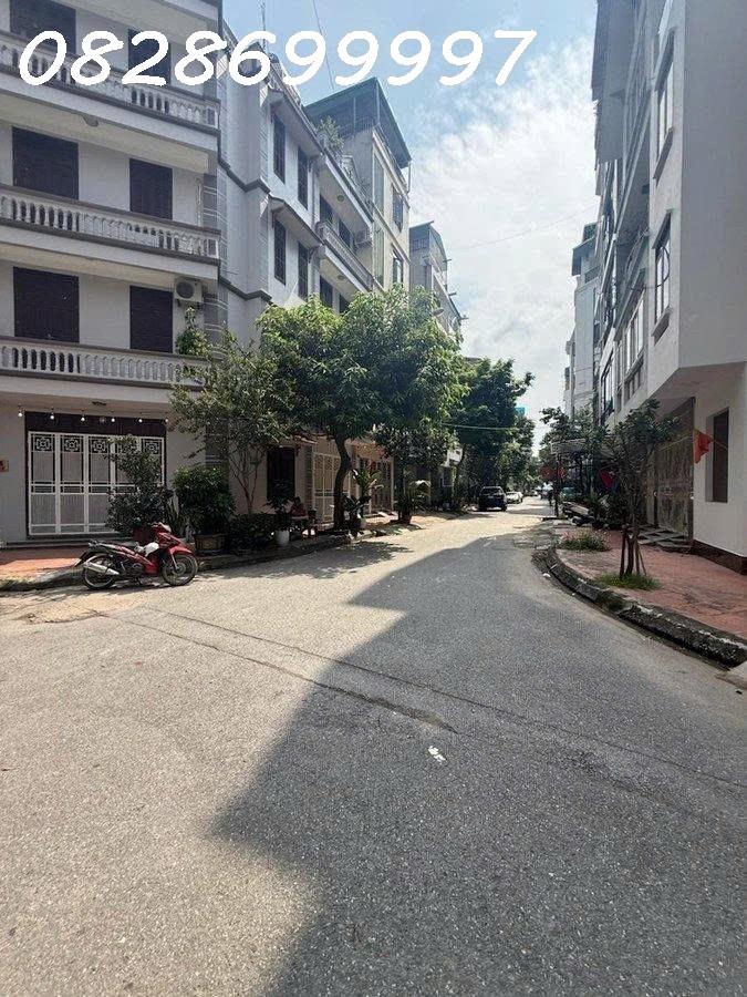 CHÍNH CHỦ GỬI BÁN TÒA NHÀ PHỐ TÔN ĐỨC THẮNG – ĐỐNG ĐA 8 TẦNG THANG MÁY, LÔ GÓC, Ô TÔ