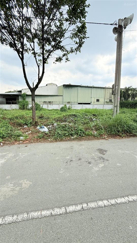 Bán lô đất 97,3 m full thổ cư xây dựng tự do
