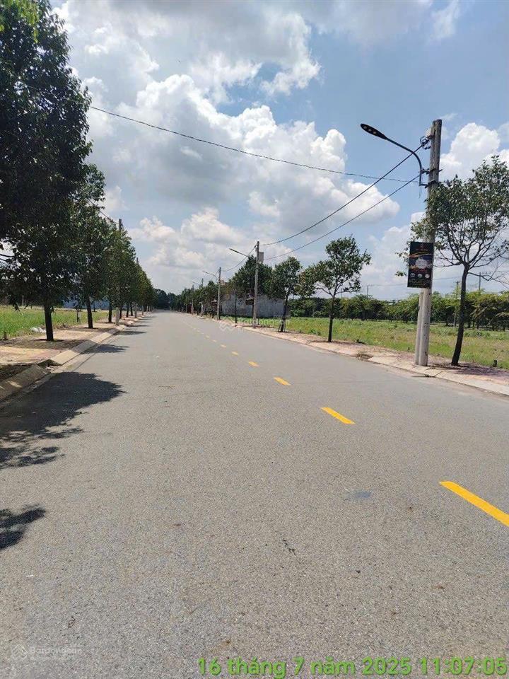 Đất nền dự án đức phát 3 , 100m thị trấn lai uyên , huyện bàu bàng