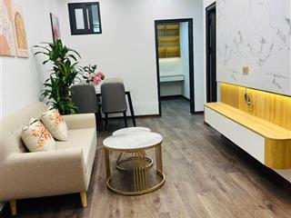 Nhà tập thể bộ công an, nhà lô góc, 2 ngủ, 1 khách, 1 bếp, 1 wc. sẵn về ở luôn