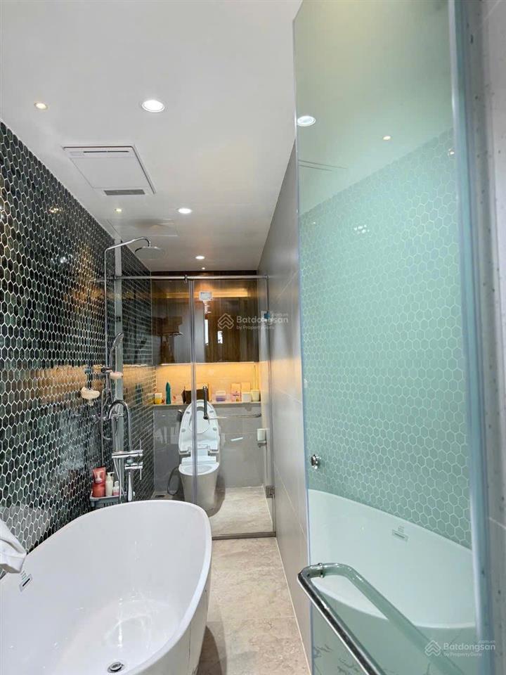 Cho thuê căn hộ 2pn full,cam kết nhà đẹp hơn hình , tại cầu giấy center point ,0334 438 ***