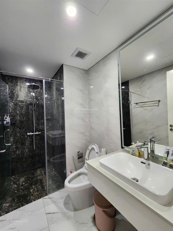 Cho thuê ch 6th element, 14 triệu,view hồ tây ,phù hợp gia đình trẻ 60m2, 2pn,  0334 438 ***
