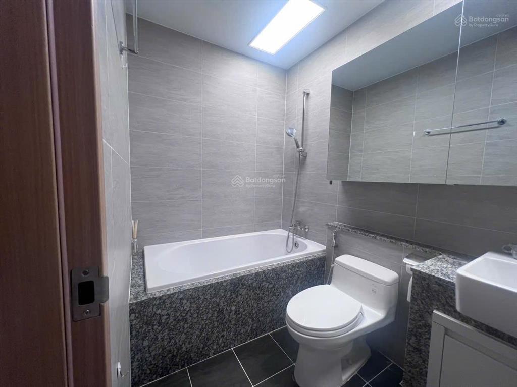 Cho thuê căn hộ 3pn, 113m2, tại starlake, nhà y hình, tây hồ, hà nội  0334 438 ***