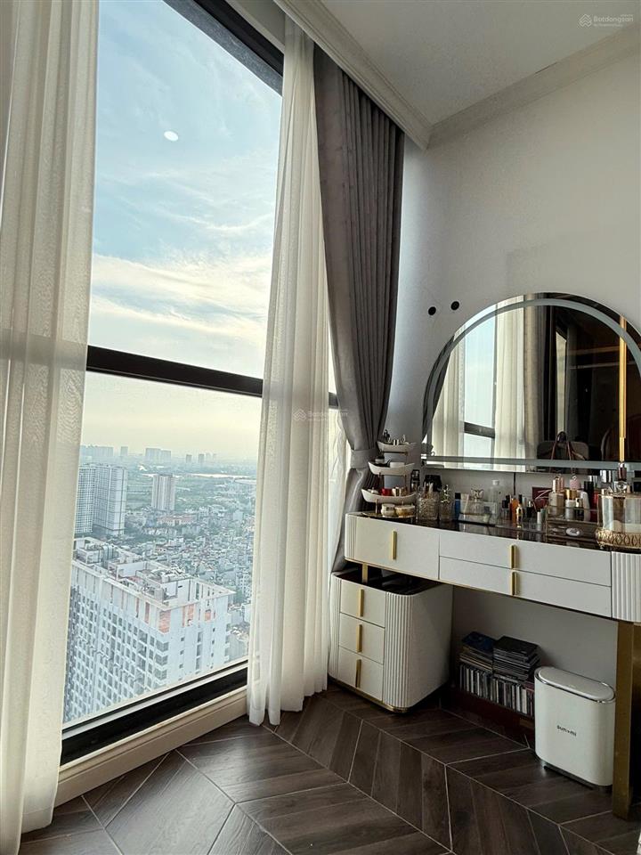 Cho thuê căn hộ penthouses vinhomes skylake, 4pn, 155m2, rõ ràng nhà như hình,  0334 438 ***