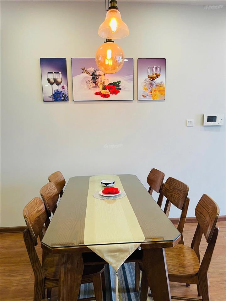 Chị hường cho thuê cc discovery complex, 103m2, 2pn full, rõ ràng nhà y như hình.  0334 438 ***