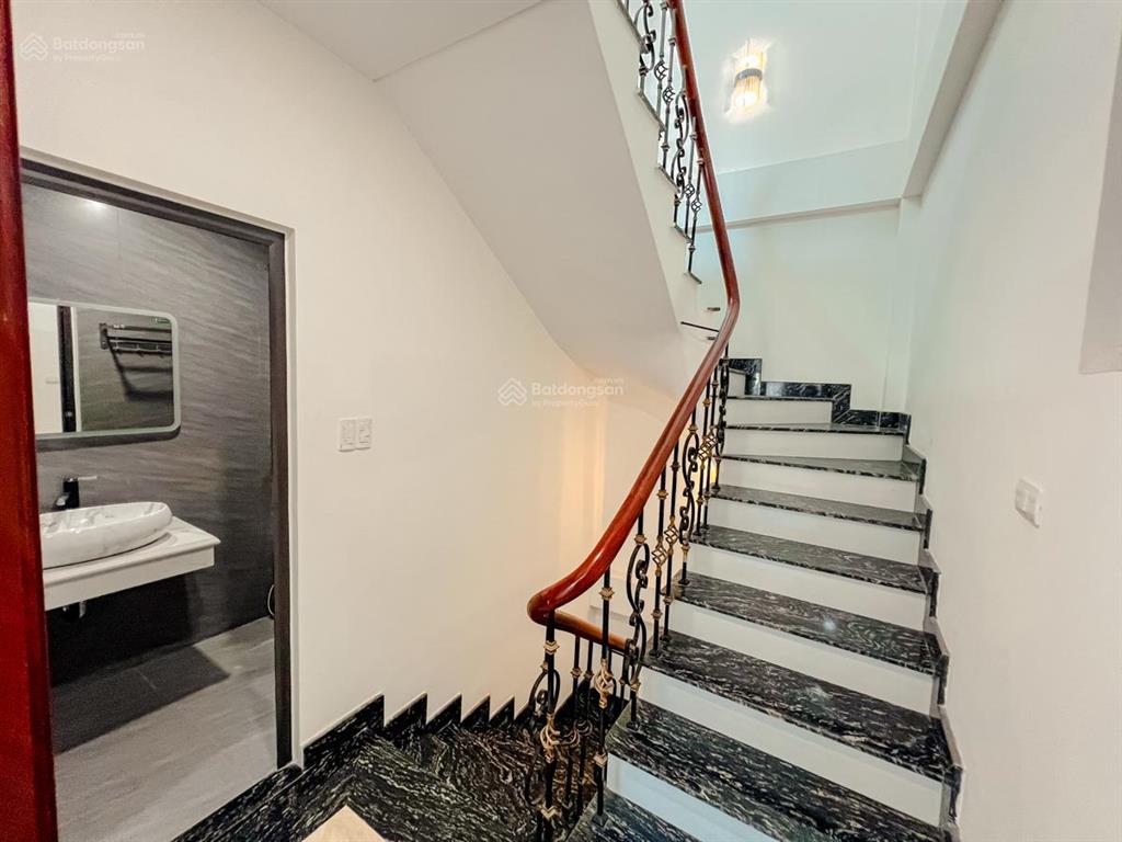 Bán nhà vũ tông phan, ngõ thông, 30m ra ô tô tránh, gần vành đai 2.5, 35m*5t, full nt, sđcc