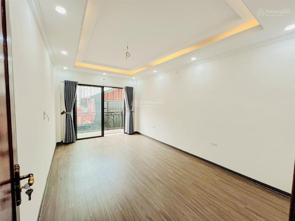 Bán nhà vũ tông phan, ngõ thông, 30m ra ô tô tránh, gần vành đai 2.5, 35m*5t, full nt, sđcc