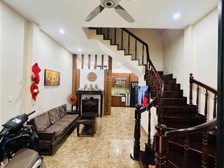 Giảm sâu! bán nhà tô vĩnh diện, 48m*5t dân xây chắc chắn, phân lô, 2 thoáng, ngõ nông, gần ô tô