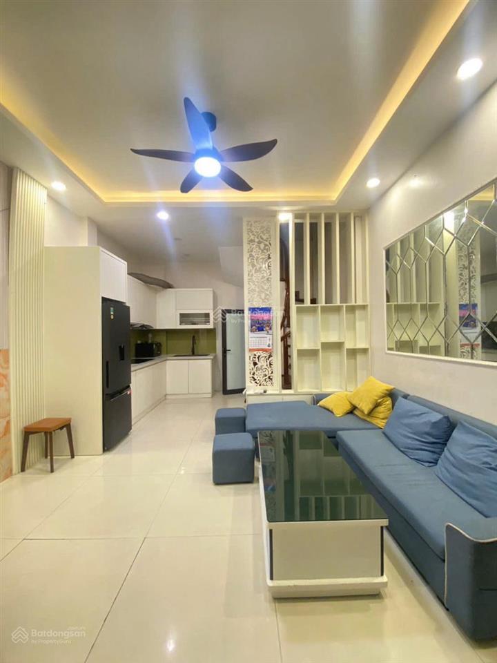 Giảm 300tr! khương trung dưới 6 tỷ, sđcc, ko quy hoạch, gần ô tô, ngõ thông, nhà dân xây chắc chắn