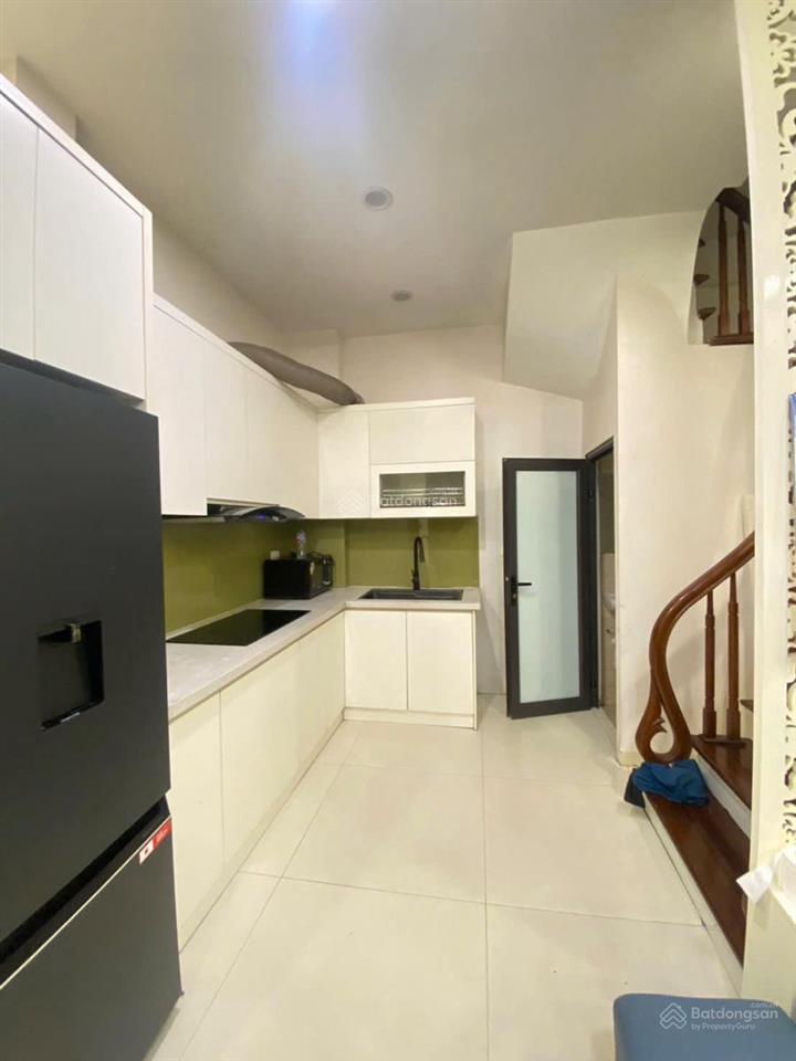 Giảm 300tr! khương trung dưới 6 tỷ, sđcc, ko quy hoạch, gần ô tô, ngõ thông, nhà dân xây chắc chắn