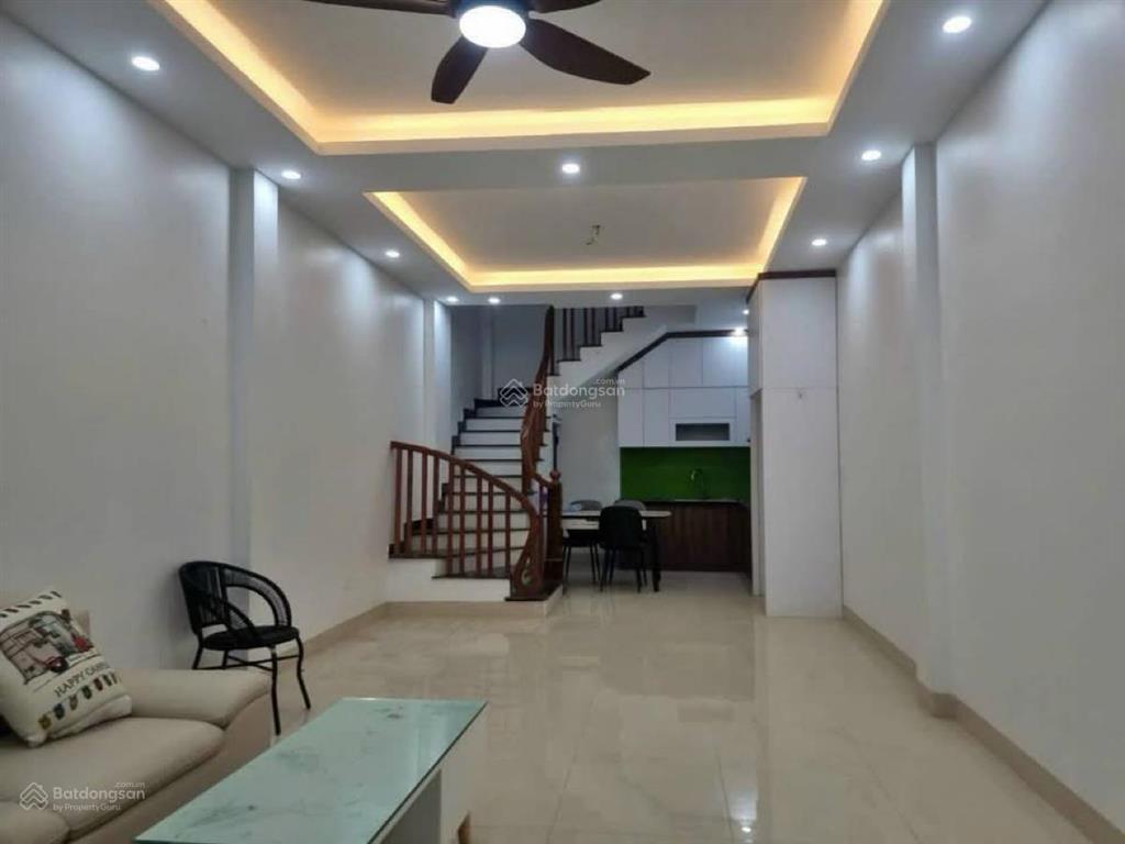 Phân lô tô vĩnh diện, ngõ nông, gần ô tô, 2 thoáng, giáp đống đa, nhà dân xây chắc chắn, sđcc