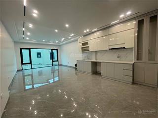 Giảm chào! chủ cần bán gấp căn nhà kim giang, ngõ nông, gần ô tô, nhà đẹp ở luôn, sđcc