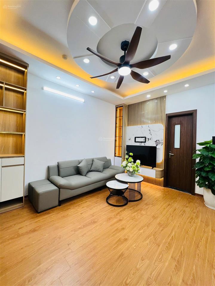 Căn góc hiếm 54m² 2n2vs tầng trung,kđt kim văn kim lũ,mặt đường vđ 3,sđcc lâu dài, chỉ 60 triệu/m²
