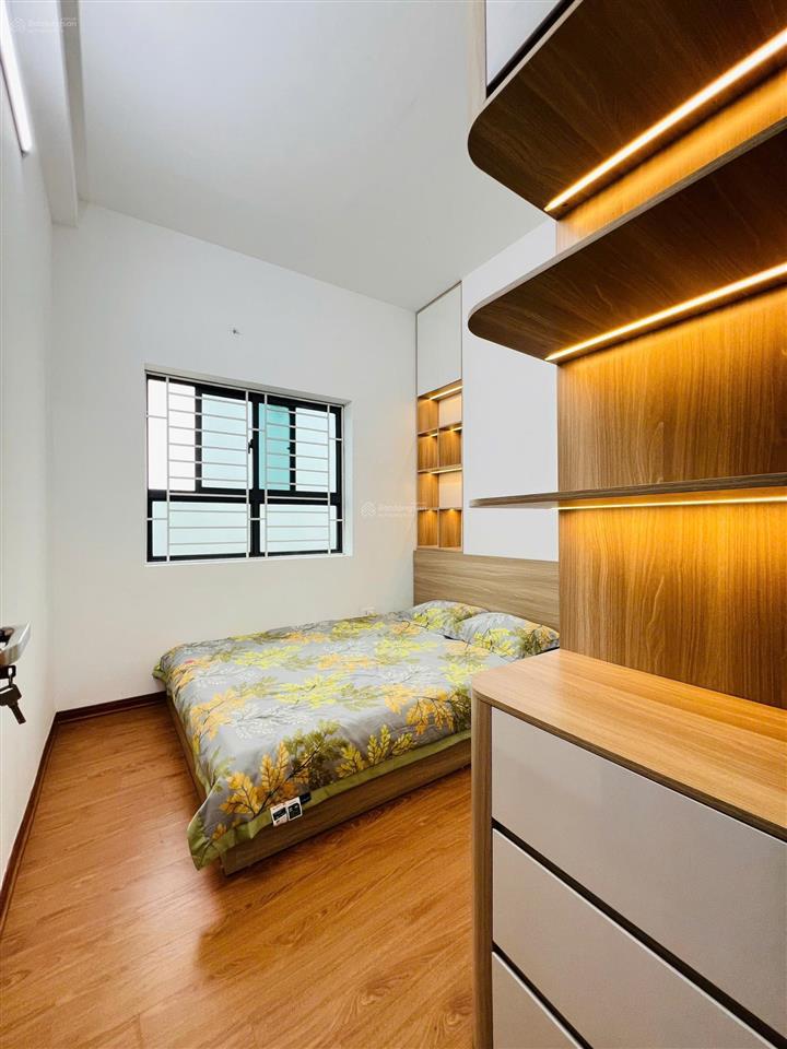 Căn góc hiếm 54m² 2n2vs tầng trung,kđt kim văn kim lũ,mặt đường vđ 3,sđcc lâu dài, chỉ 60 triệu/m²