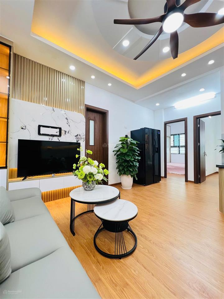Căn góc hiếm 54m² 2n2vs tầng trung,kđt kim văn kim lũ,mặt đường vđ 3,sđcc lâu dài, chỉ 60 triệu/m²