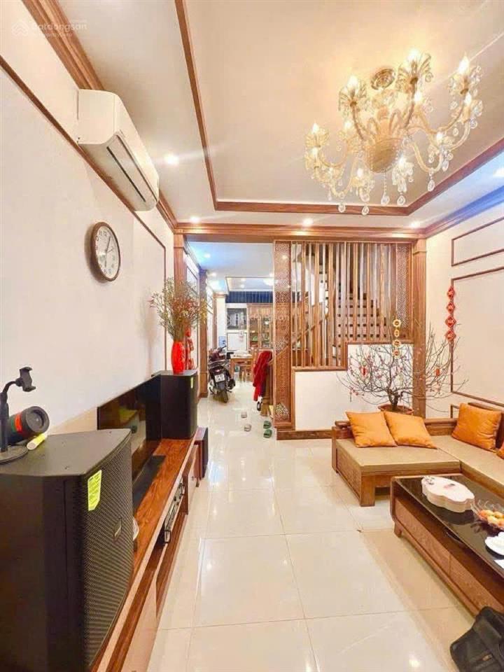 Quá hiếm! phố khương trung, nhà đẹp ở ngay, vài bước ra phố, ngõ thông tứ phía, full đồ, 41m*6t