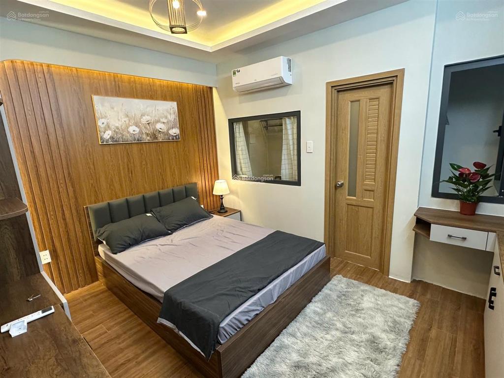 Có 102! nhà hoàng văn thái, 2 thoáng, kinh doanh, 6pn tặng nội thất, sđcc, ko quy hoạch