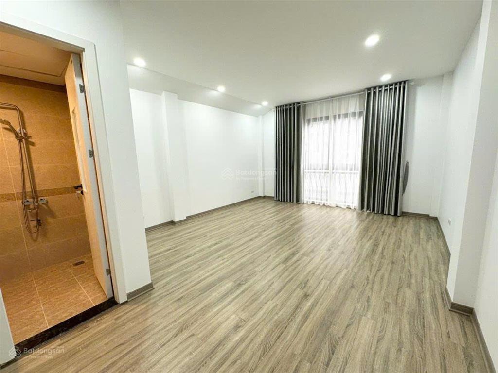 Giảm chào 800tr, nhà kim giang, kđt đại kim ngõ thông, ba gác, gần ô tô, view sân vườn, sđcc, ko qh