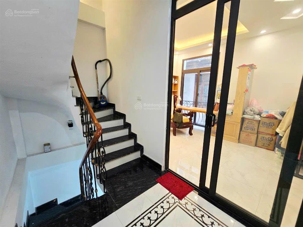 Hiếm có! nhà phân lô nguyễn viết xuân, 42m2, 10 bước ra ô tô, full nội thất, 9,33 tỷ, sđcc, ko qh
