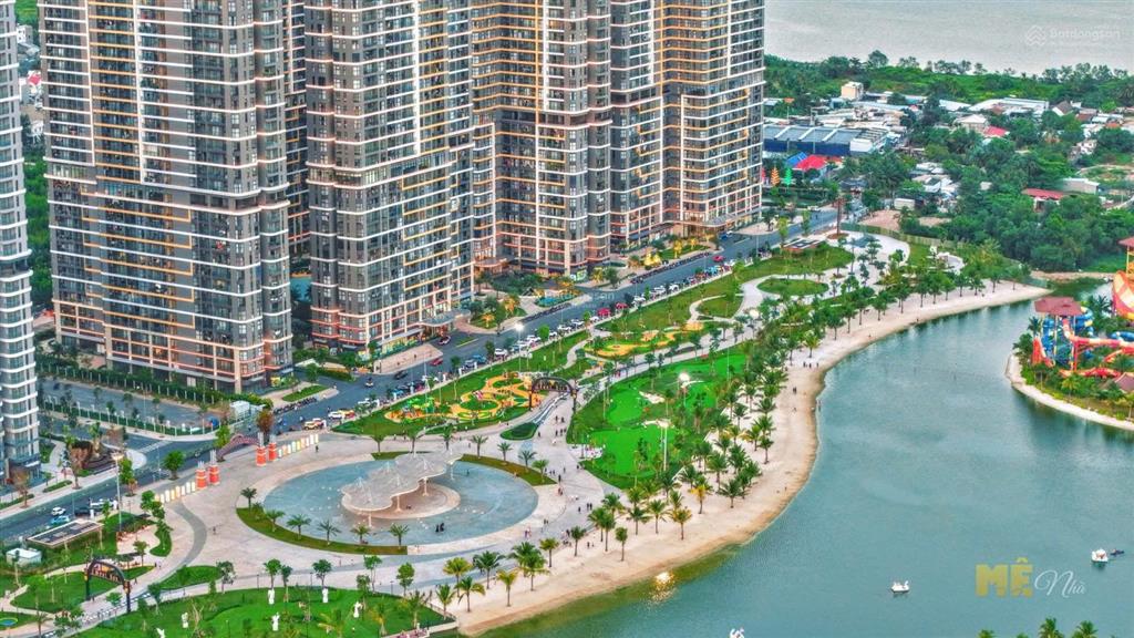 Cam kết hàng thật ! căn 1+ khu 5* the beverly full nội thất, tầng trung view nội khu hồ bơi đẹp