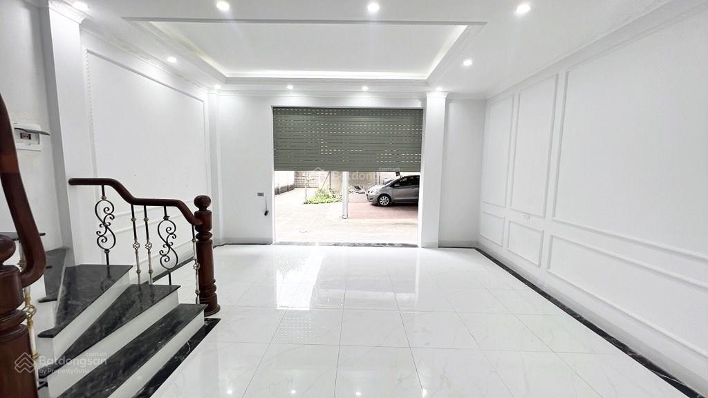 Nhà đại mỗ  hàng xóm aeon mall hà đông 45m2/5t ô tô đỗ cổng  pk 8 tỷ