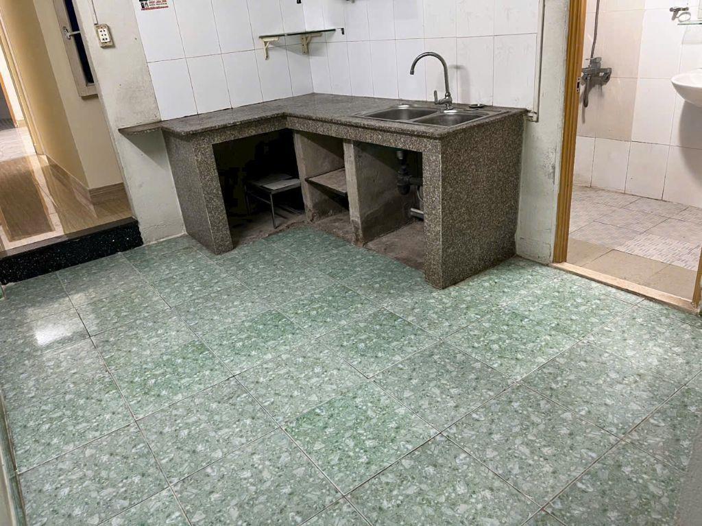 Bán Nhà Cấp 4, Sổ Chung, DT: 4*18, Đường Xe Hơi, KP1 Phường Tân Hiệp.