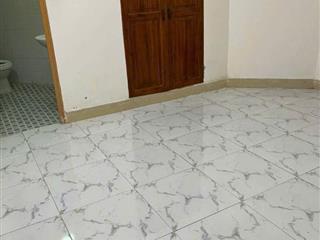 Bán Nhà Cấp 4, Sổ Chung, DT: 4*18, Đường Xe Hơi, KP1 Phường Tân Hiệp.