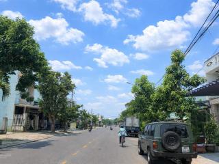 Còn 1 lô duy nhất giá 850 triệu đường rộng 7,5m  khu dân cư đông  xem là chốt