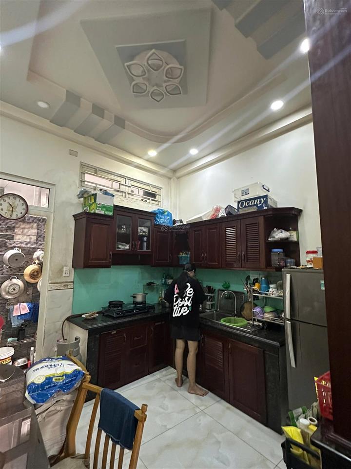 Nhà đường  huỳnh bá chánh, 3,8 x 14 trệt 2 lầu 4pn, 3 wc giá siêu rẽ 4,5 tỷ