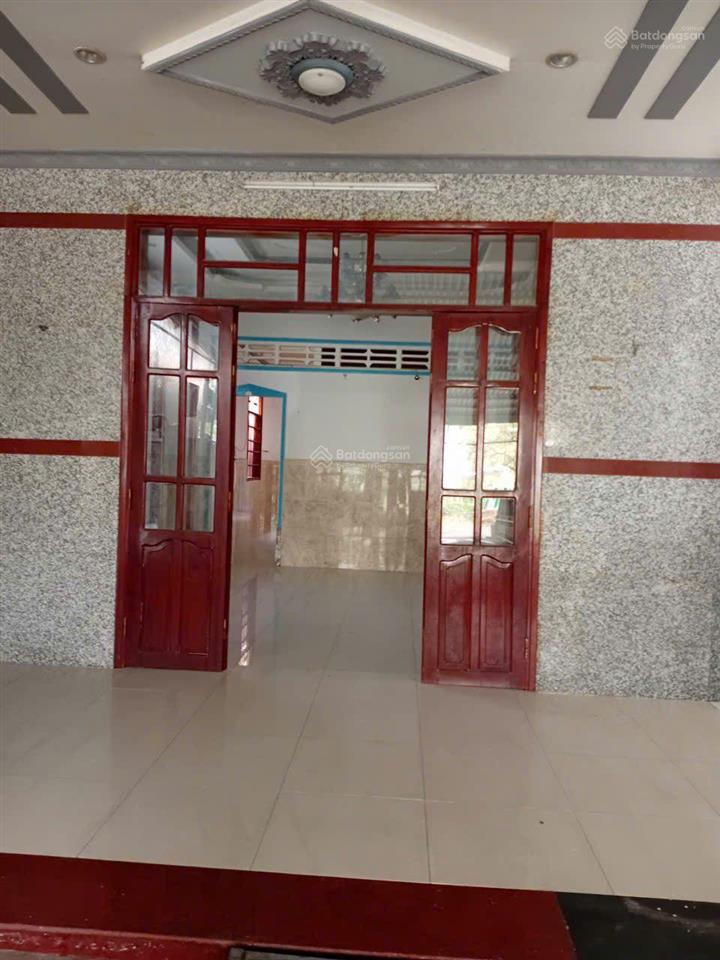 Mặt tiền lộ nhựa 8m huyện lộ 18