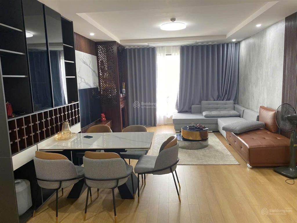 Cho thuê căn hộ 2pn đủ đồ tại chung cư la casta văn phú diện tích 88m2 đủ đồ đẹp  0915 651 ***