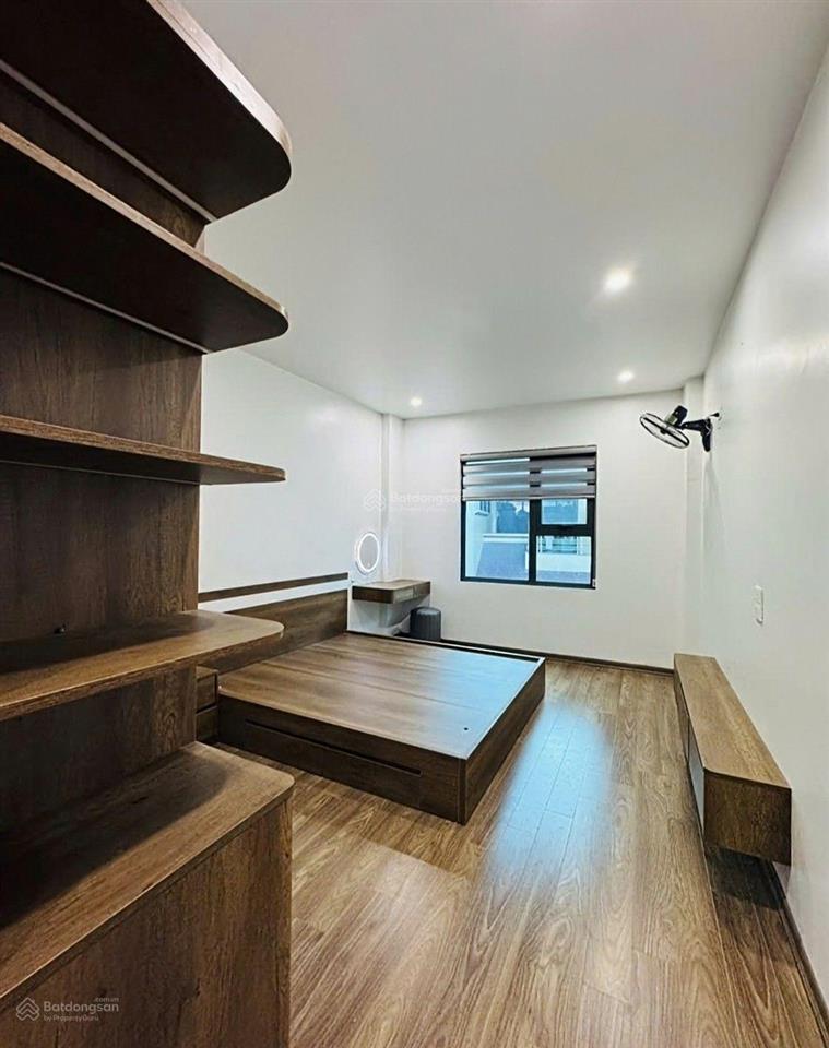 Căn ccmn căn góc 45m2 ô tô đỗ cửa ngay gần đh đại nam,đhđiện lực