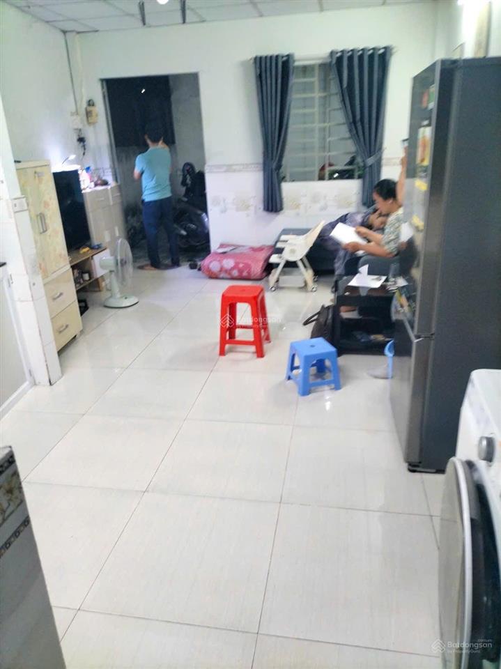 Bán nhà shr dt khủng mà chỉ nhỉnh 2tỷ, hiệp thành q12