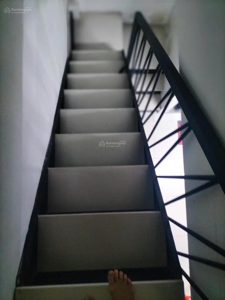 Bán nhà shr dt khủng mà chỉ nhỉnh 2tỷ, hiệp thành q12