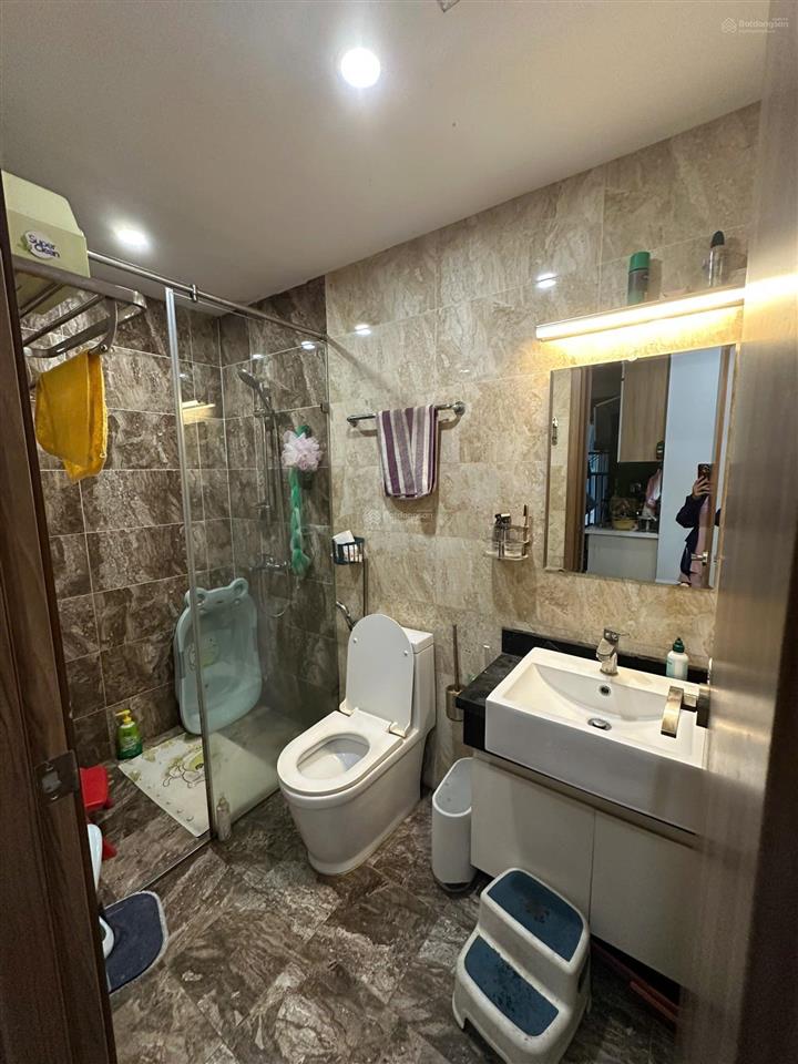 Chính chủ bán căn hộ 3 ngủ 2 vệ sinh chung cư sky central 98m sử dụng chỉ 8,3tỷ full đồ chỉ việc ở