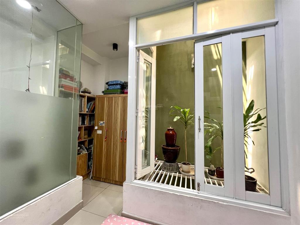 2 tuần giảm 300tr  chính chủ tự xây  3 tầng ngay mã lò