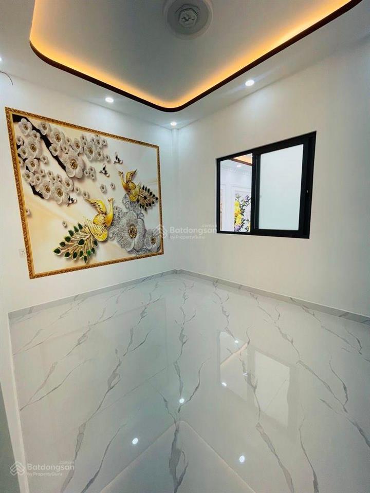 Nhà mới 76m2 ngay gò xoài  3 phòng ngủ