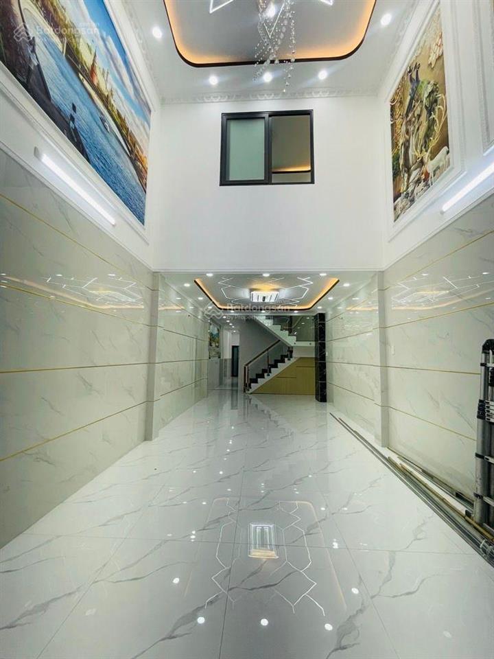 Nhà mới 76m2 ngay gò xoài  3 phòng ngủ