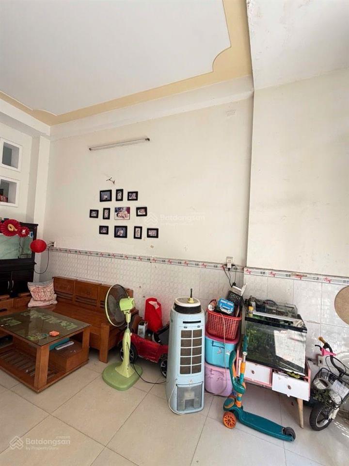 Gần kênh tham lương  khu đô thị mới tương lai
